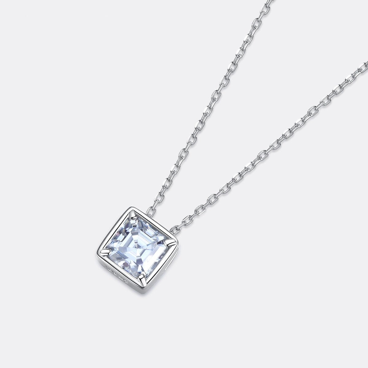 Bella Moissanite Diamond Asscher Cut Necklace